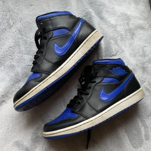 Jordans  - Jordans i bra skick, storlek 43. Nypris 3000