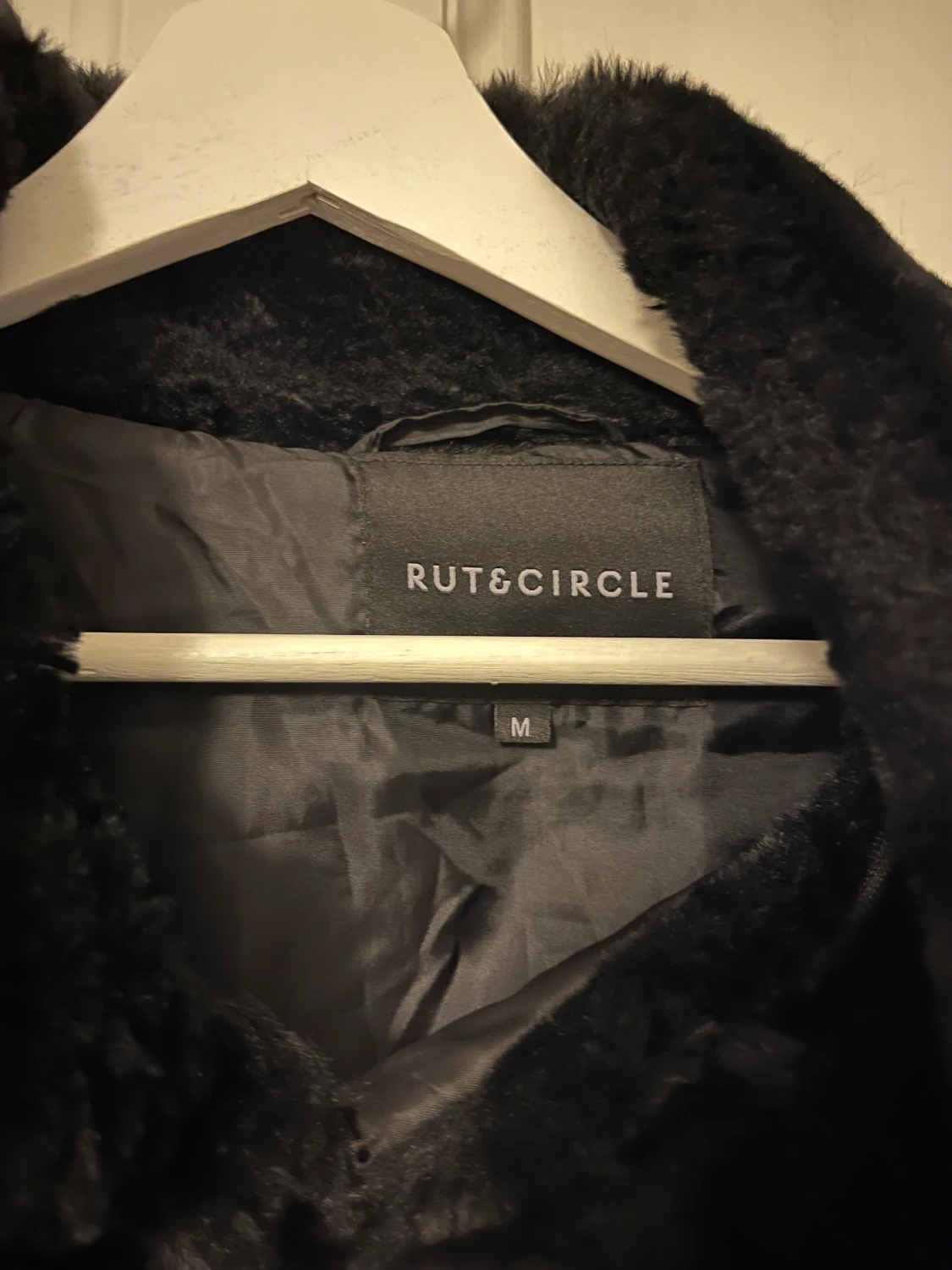 Ruth and Circle jacka  - 90