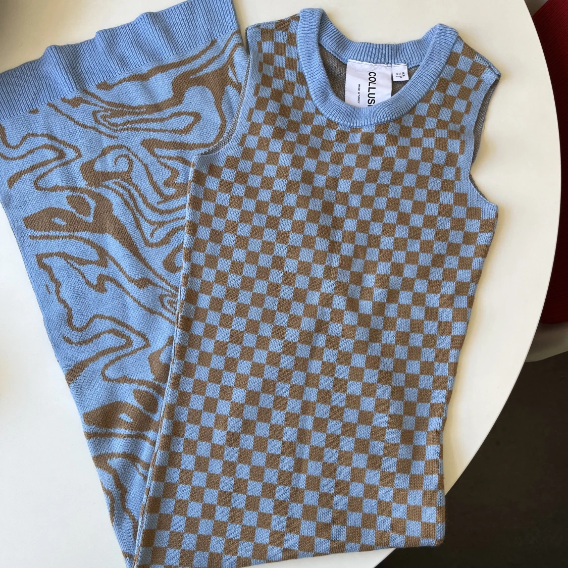 🤎Stickad klänning🩵