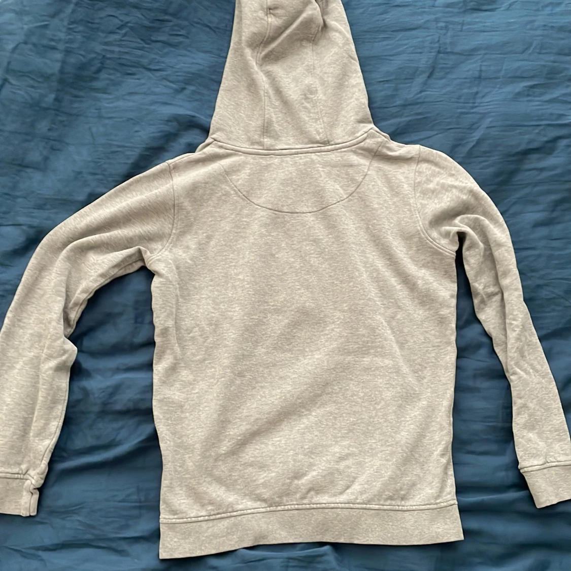Lyle & Scott grå hoodie 12/13år - 90