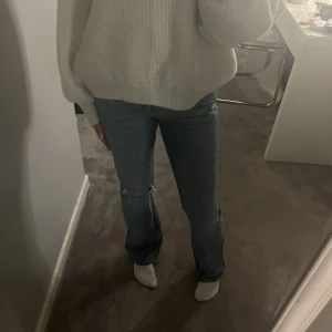 Gina tricot Jeans  - Säljer nu mina sparsamt använda Gina tricot jeans då dom inte kommer till användning💓