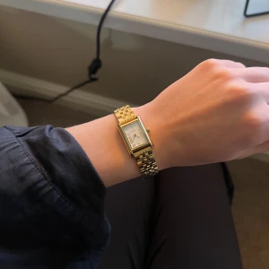 Mockberg timeless  - Säljer denna då jag redan har en sen innan, går att förkorta om det behövs, som ny!💕nypris 1699kr