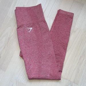 Gymshark träningstights - I princip oanvända jättefina rosa vital seamless från gymshark💖”Gymshark Vital Seamless Leggings - Pink Marl”