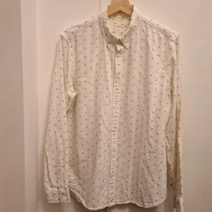 Skjorta - Fin skjorta från Gap i storlek medium