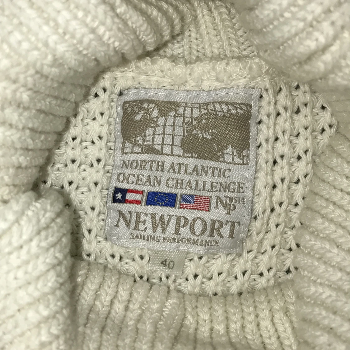 Vit stickad tröja - 91