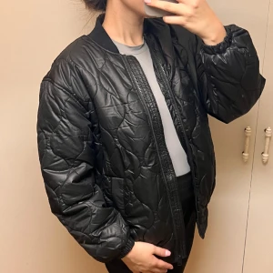 VERO MODA NEW Jacket  - New jacket with tags, size XS but it’s oversized will fit for S and M 