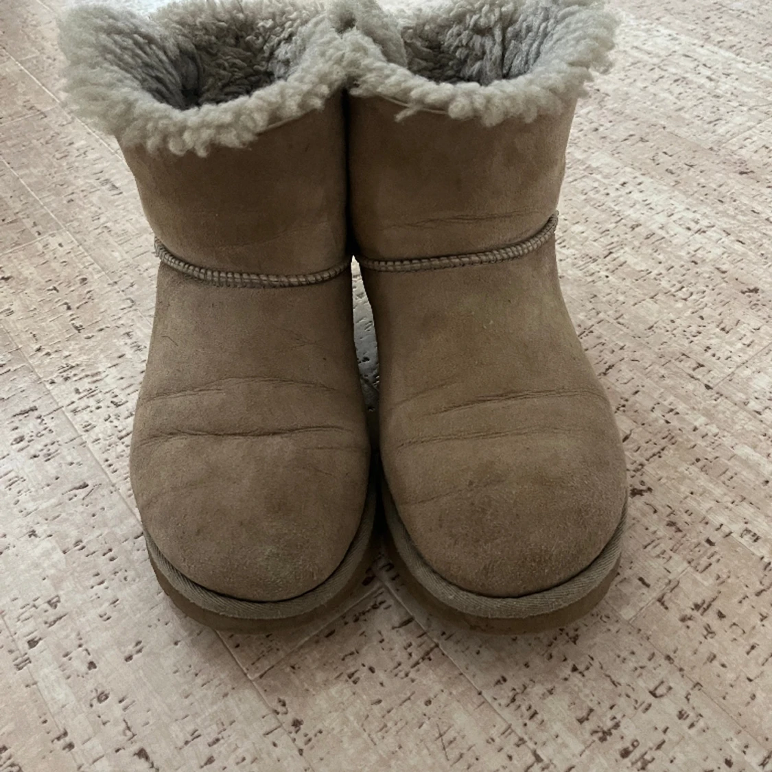 Ugg - 91