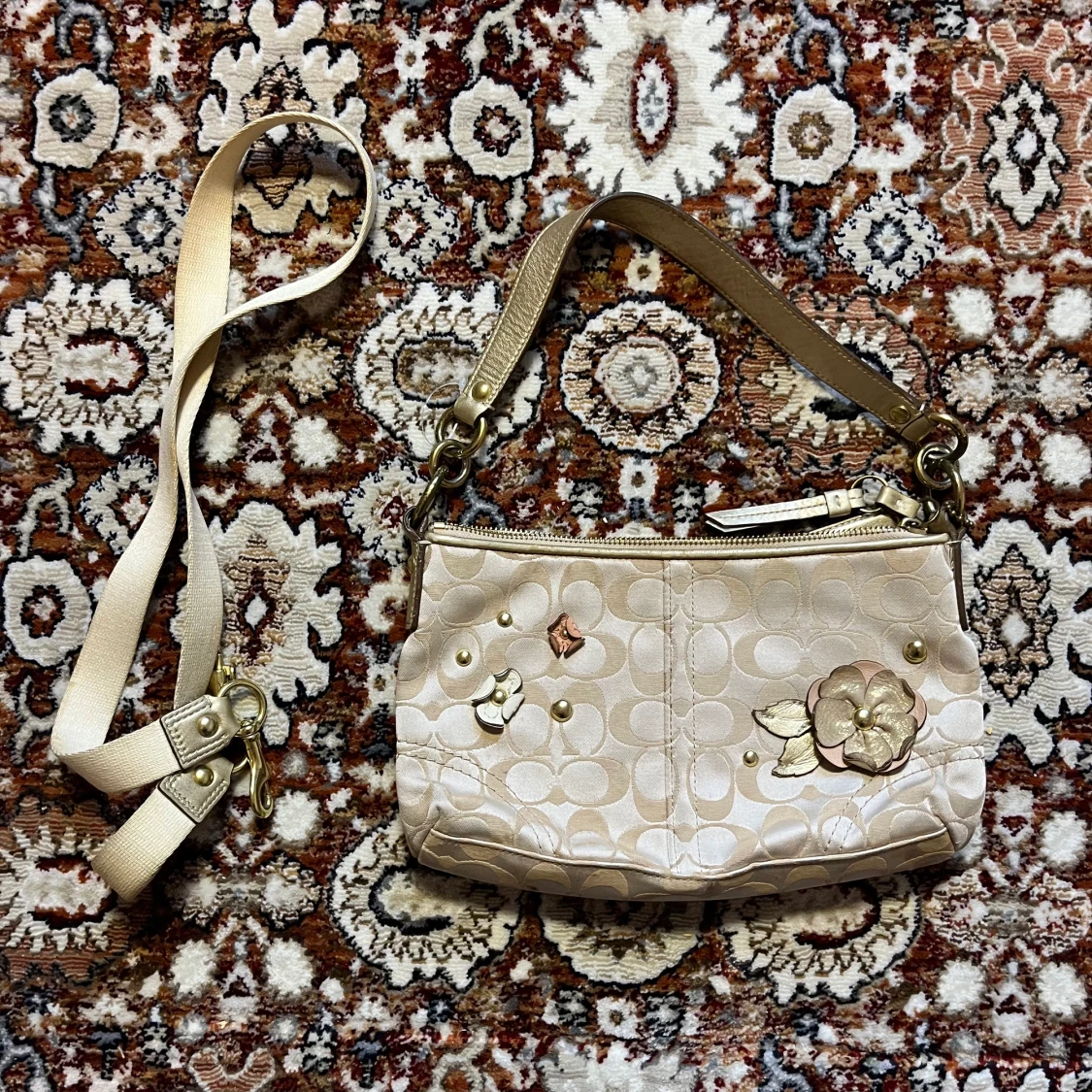 Coach Shoulder Bag - 90