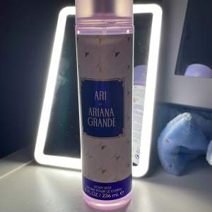 Ariana grande body mist, är aldrig använd