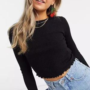 Pull & bear topp - Säljer eftersom den inte kommer till användning. Jätte fint skick!💕