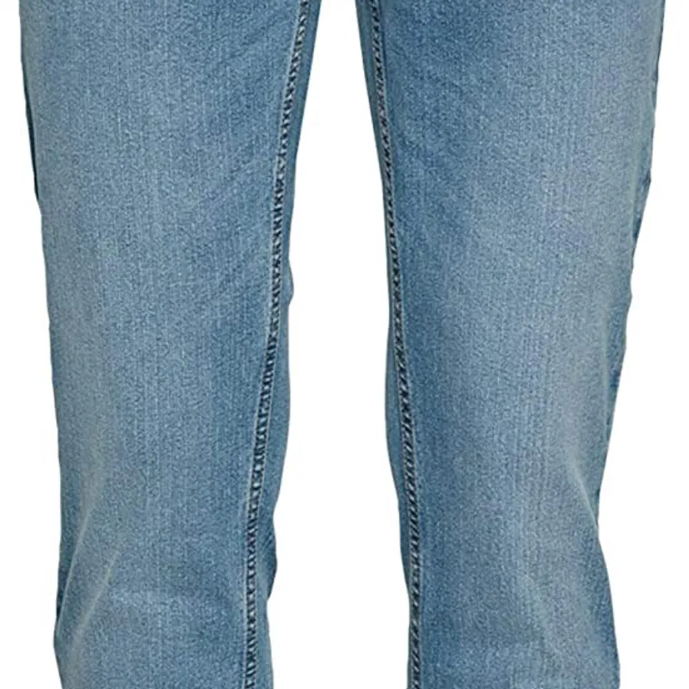 Storlek: W34 L32 Slimfit Bra skick sällan använda, för små för mig. Jeans & Byxor.