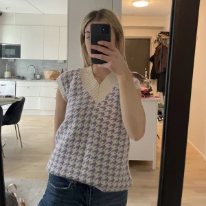 VÄST - Väldigt fin och unik väst från NA-KD 