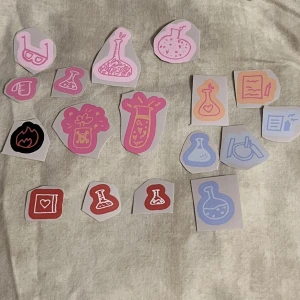 Twice - Straykids - Om man köper ett photocard så kan man få välja antigen ett Twice klistermärke eller Straykids att få med! 