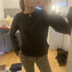 Stickad tröja från Boomerang - Säljer denna stickade tröja i 100% merino ull från märket boomerang nypris ca. 1000kr!!!🤗