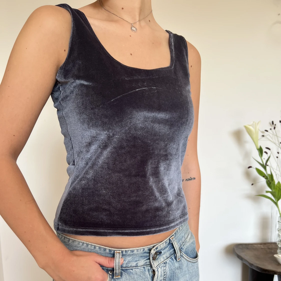 GULLIGT SAMMETSLINNE - 90