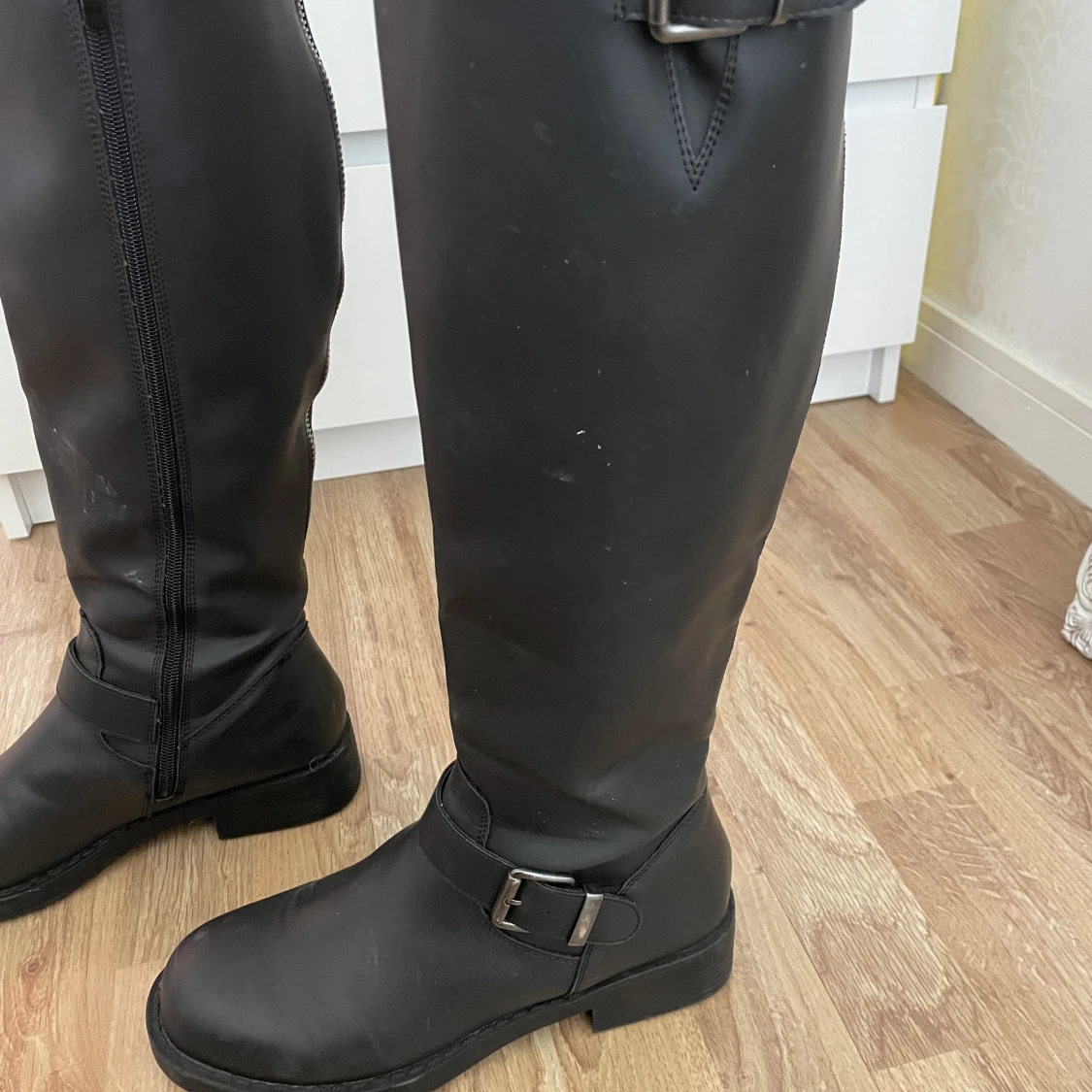 Höga stövlar  - 91