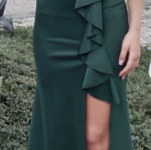 Grön superfin festklänning XS/S - Ursnygg grön klänning i strl.XS/S