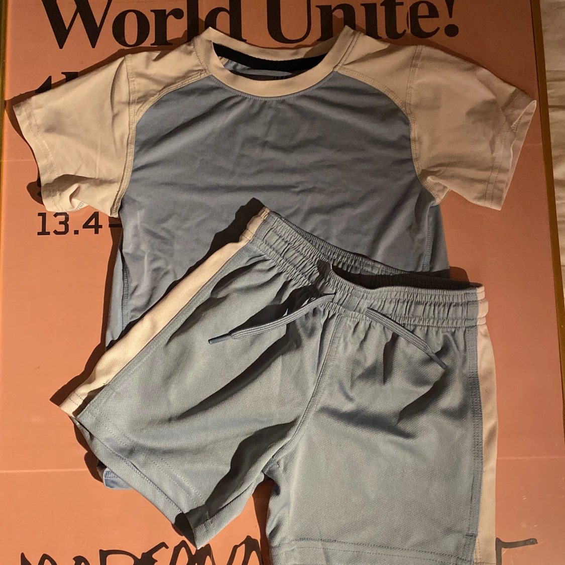 Träningsset i stl.98/104 