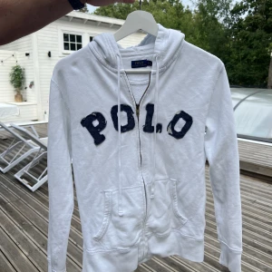 Polo zipup - Passar till allt!!