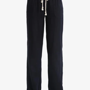 Roxy linnebyxor - Mörkblåa Roxy linnebyxor. Säljer pga att de är lite för korta för mig!💓