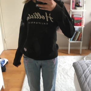 Hollister tröja - En jätte skön tröja med fina detaljer