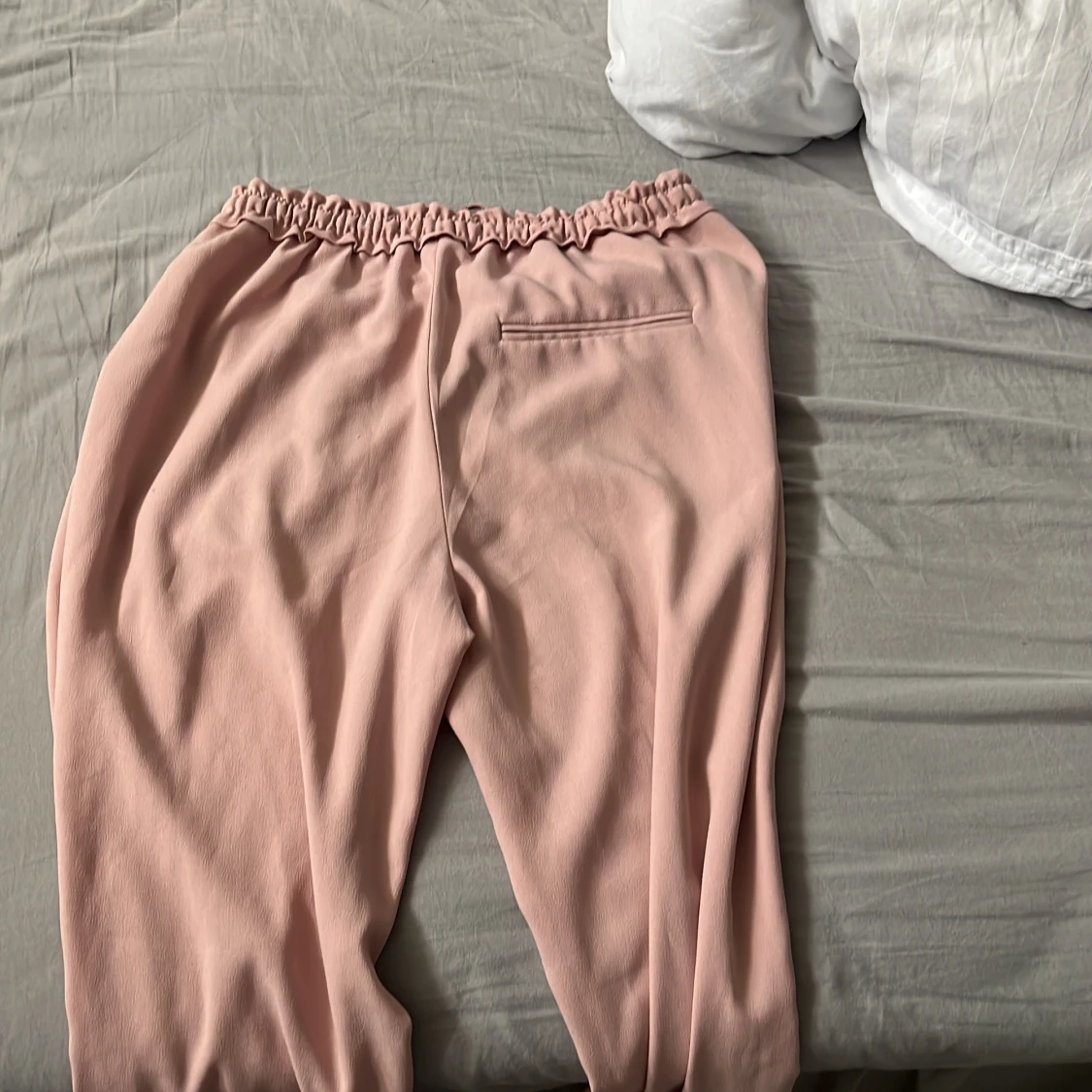 rosa kostymbyxor  - 90