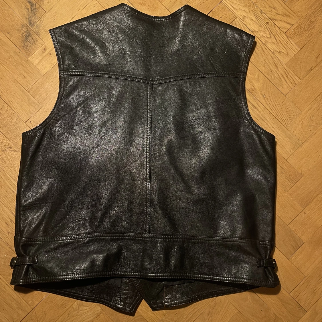 Svart läder biker vest  - 91