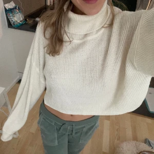 Kofta från H&M - Kofta från h&M storlek S 🤍