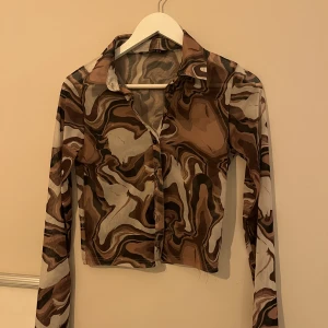 Mesh långärmad topp - Från stradivarius. Nyskick! Möts i Sthlm / fraktar