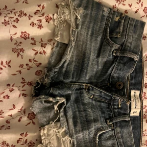 Shorts  - Säljer mina super fina jeans shorts 💕