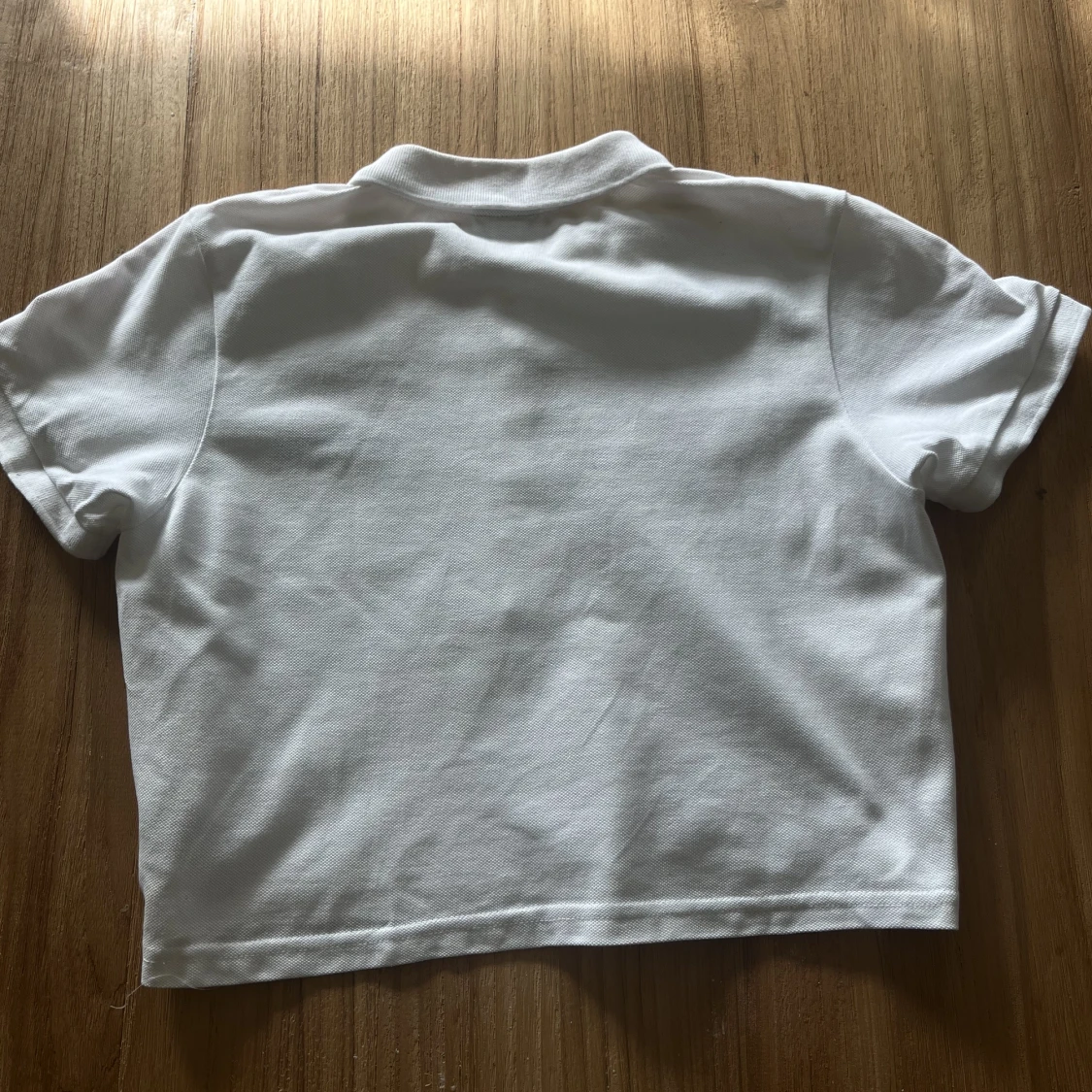 Kort t-shirt från Ellesse - 90