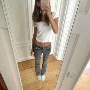 Pepe jeans  - Säljer nu mina fina pepe jeans då de ej kommer till användning❤️ stl är 26/32, skriv gärna för fler frågor❤️ skick 10/10