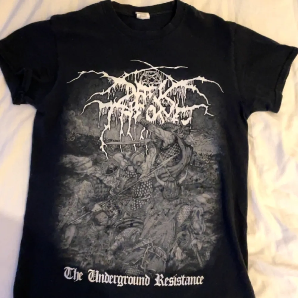 Fet Darkthrone T-Shirt i stolek S  pris kan diskuteras . T-shirts.