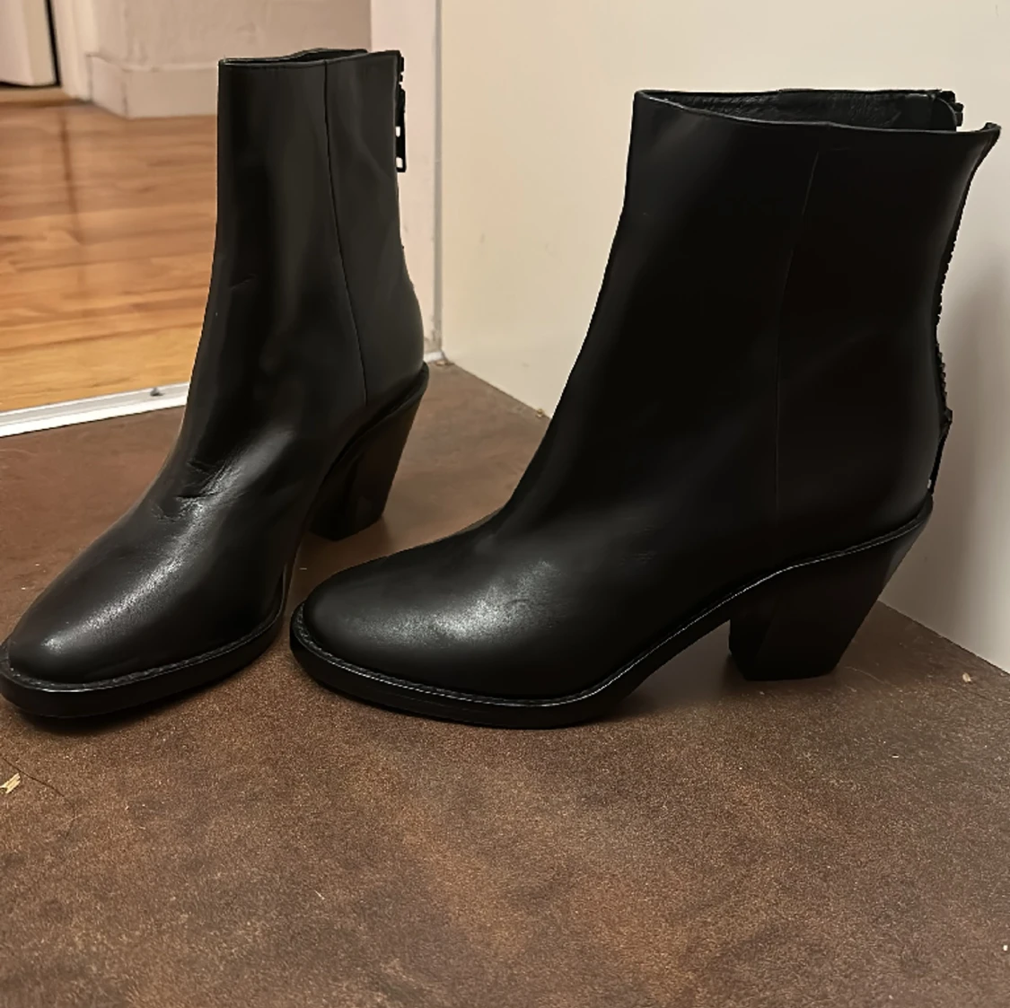 Tiger of sweden pumps