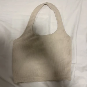 Topp - Beige topp från HM. Nyskick.