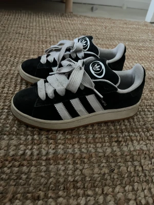 Adidas campus skor  - Adidas campus sneakers i svart 🥥