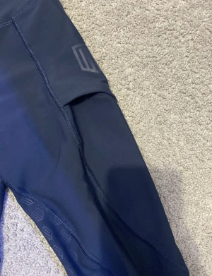 Mayadelorez byxor  - Säljer dessa i XS, ser nya ut !💗💗