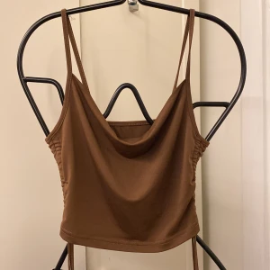 Justerbara linnen - Två st linnen tillsammans för 40kr o en för 20