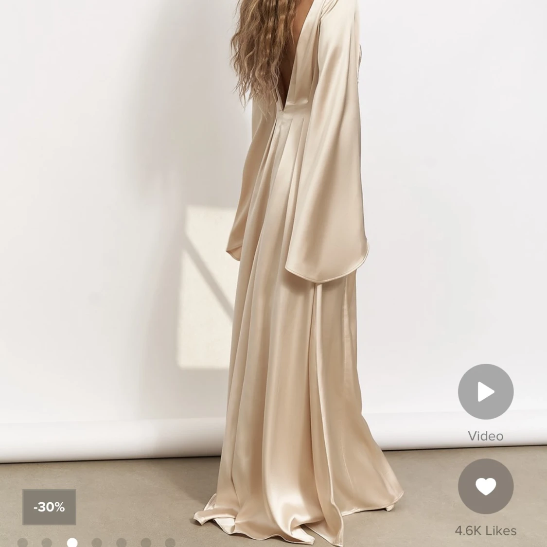 SUPERSNYGG balklänning