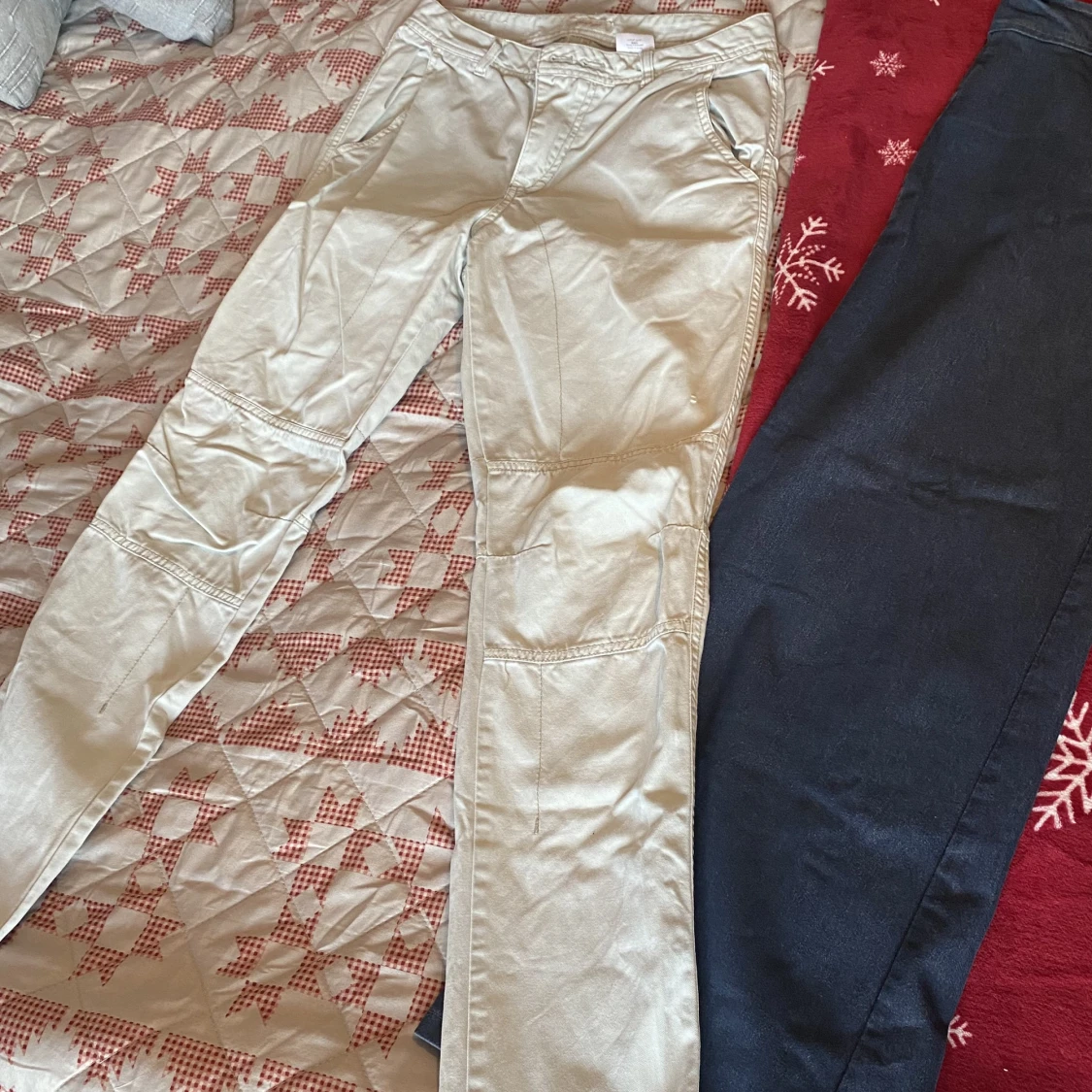 Jeans två pack, beiga och mörkblå - 90