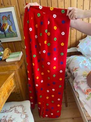 Lång kjol - Söt sommarkjol. Vintage, riktigt bra kvalite. 