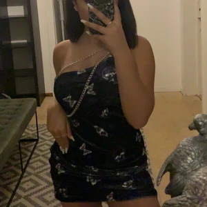 Klänning  - Svart klänning i bra skick! Passar stl xxs-s.