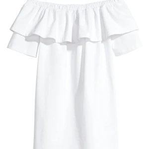 Studentklänning - Använd Max 2-3 gånger.  Nypris 400kr