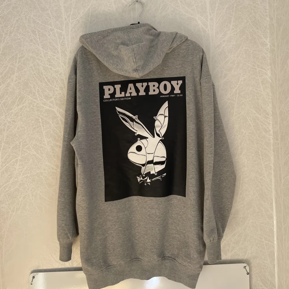 Playboy x Missguided. Stl 34 men väldigt oversized. . Hoodies.