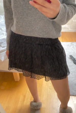 Volangkjol - Volangkjol från Gina tricot 🥰🥰