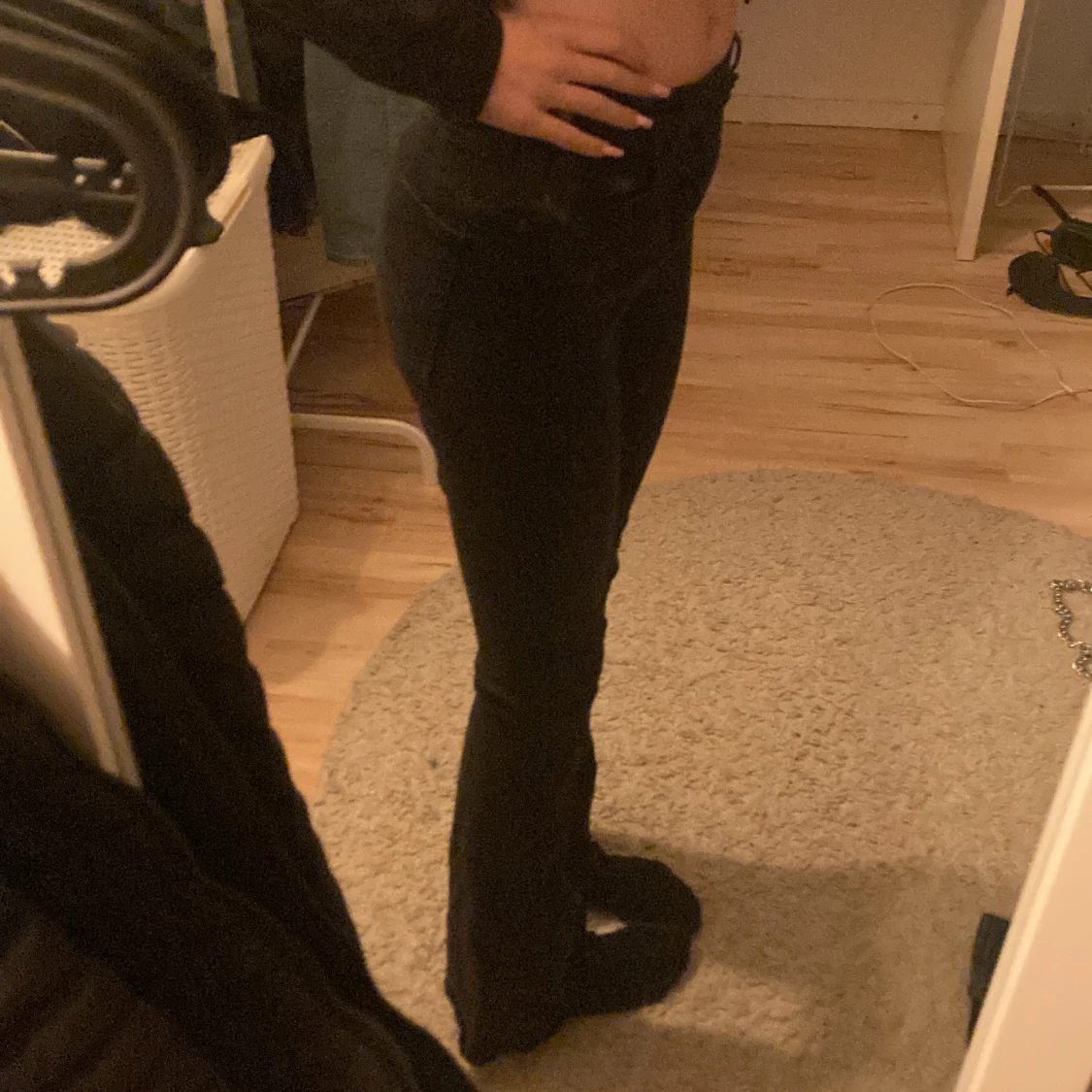Svarta flared jeans💗