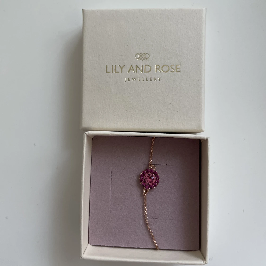Lily and rose armband 