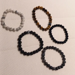 Pärlarmband - Tja säljer pärlarmband 79kr/st eller 2 för 140