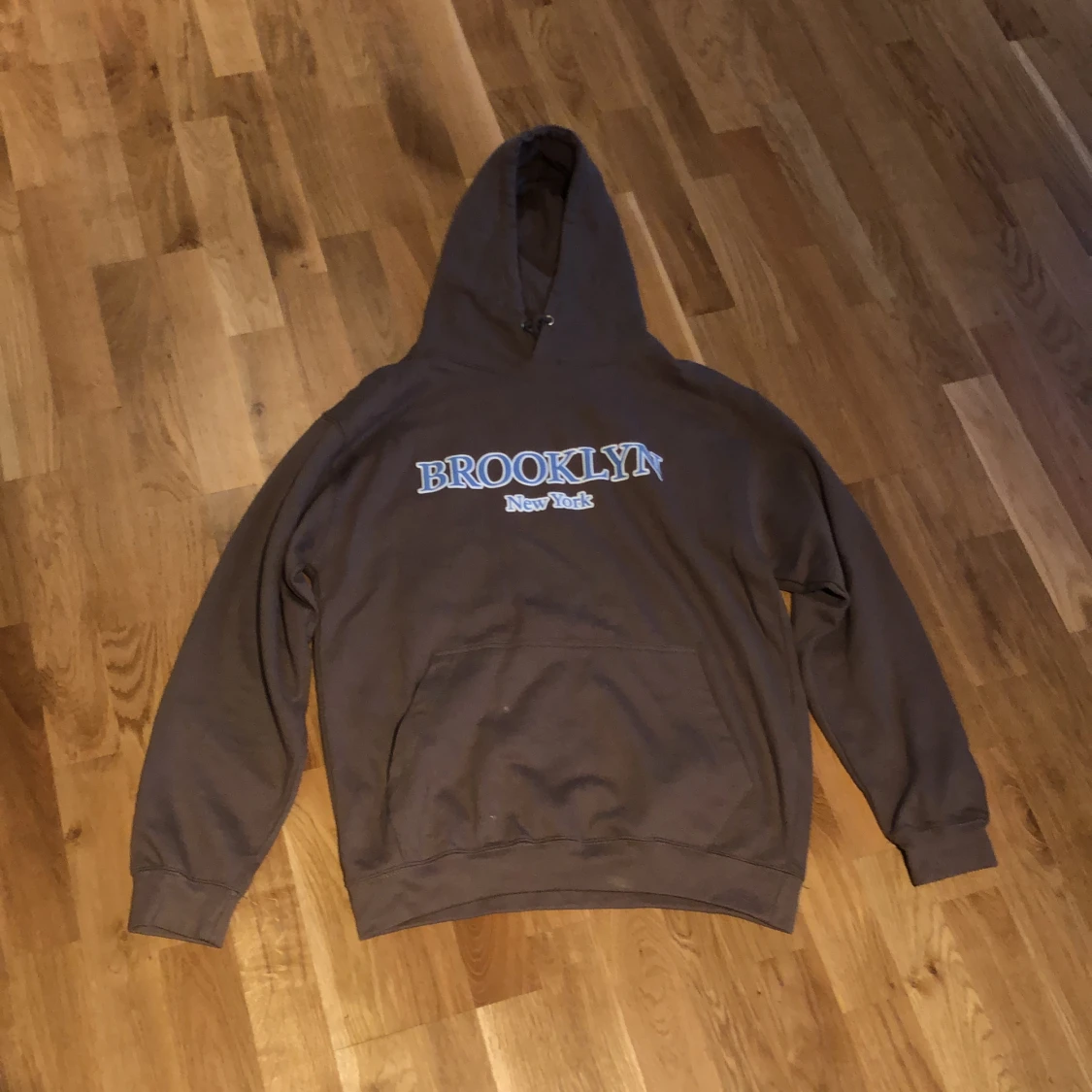 Brun hoodie
