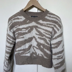 Tröja - Köparen står för frakt 🤍 Från SHEIN